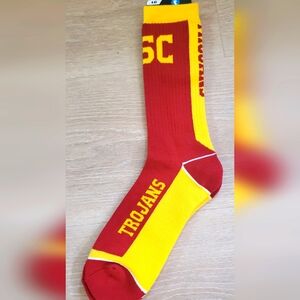 USC Trojans Men's Crew Socks NCAA Size LARGE (Shoe Size: 10-13) - NWT